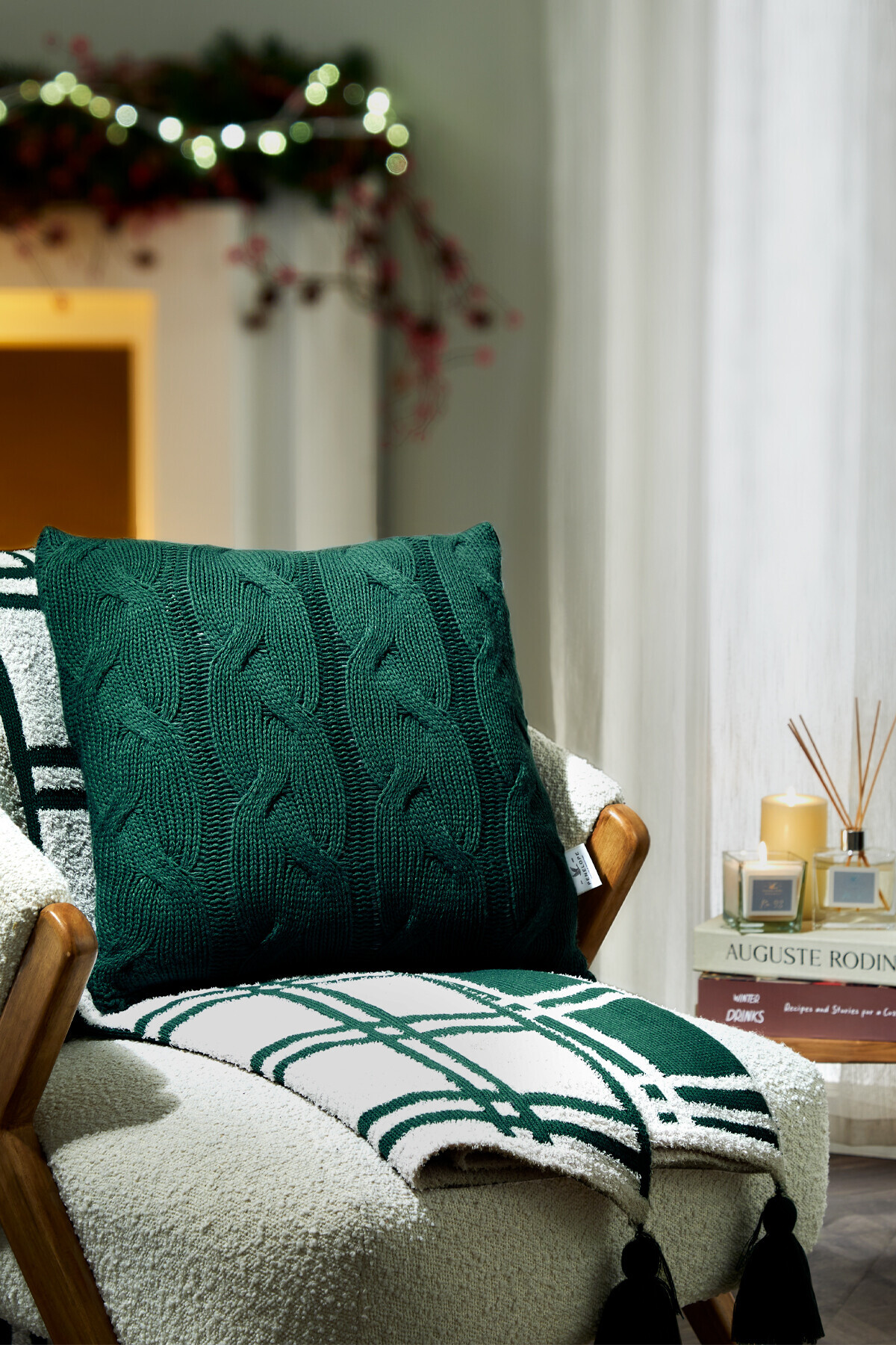 Triko Yeşil Kırlent