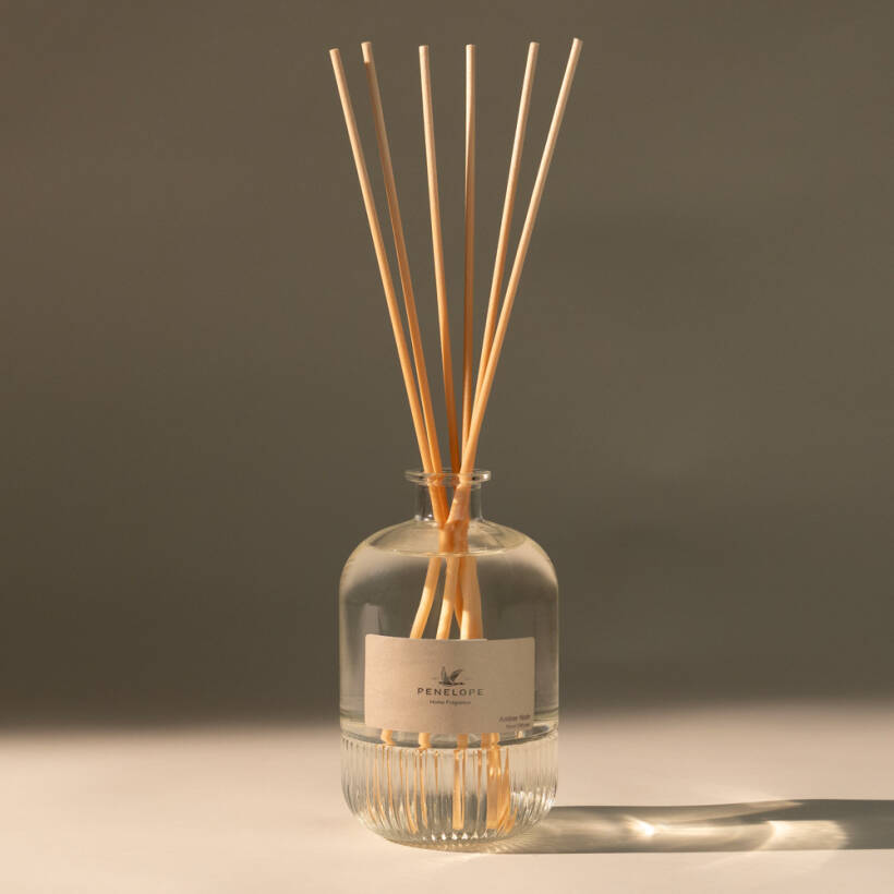 Amber Noir Çubuklu Oda Kokusu 700 ml - Penelope