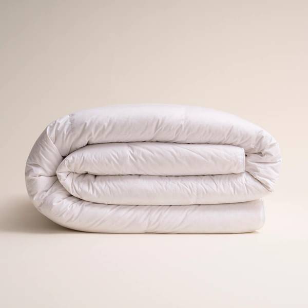 8,5 Tog %100 Kaz Tüyü Çift Kişilik Yorgan 195x215 cm - Gold Serisi - Penelope