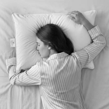 Isı Dengeleyici %100 Kaz Tüyü Yastık 50x70 cm - Gold Soft Serisi - Penelope