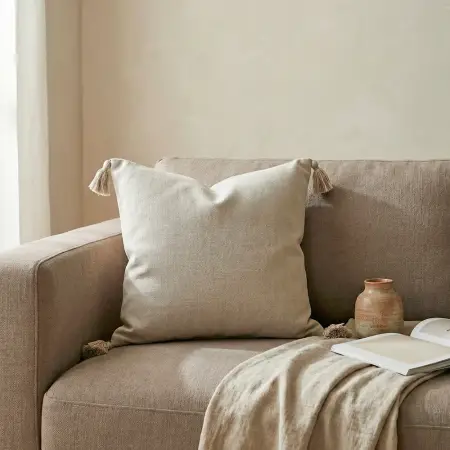 Nora Püsküllü Kırlent Kılıfı 50x50 cm Koyu Naturel - 1