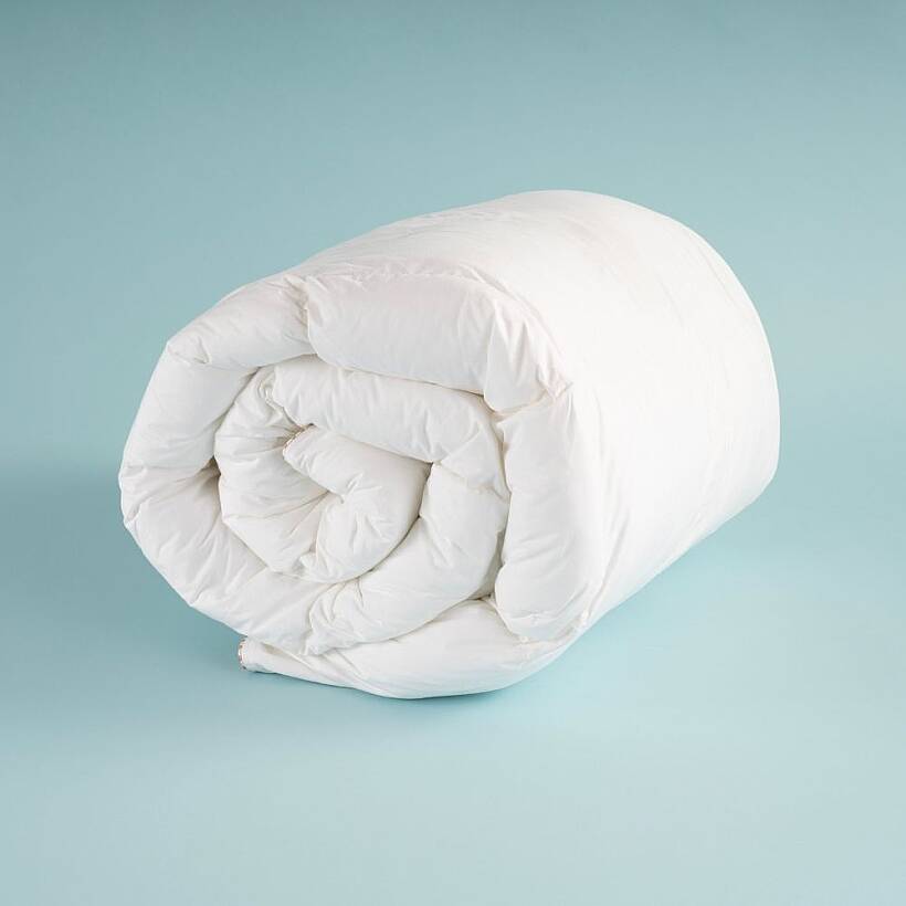 Othello Cloudia Yorgan 155x215 - 