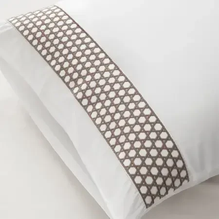 %100 Pamuk Saten Kumaş Nevresim Seti 200x220 cm Beyaz Taş - Regina Serisi - 3