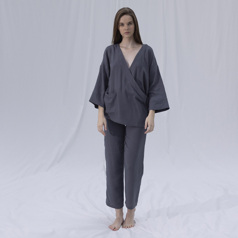 by Serli Keçoğlu Müslin Uzun Kimono Koyu Gri - 