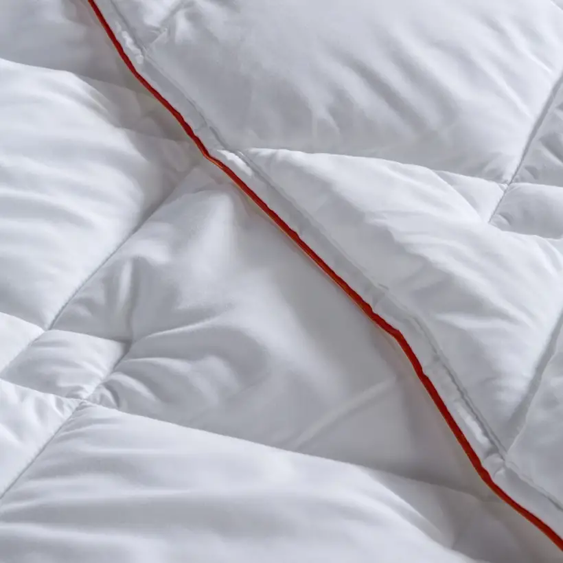 8,5 Tog %100 Mikrofiber Kumaş Elyaf Dolgulu Çift Kişilik Yorgan - Thermolite Easy Care Serisi - Penelope